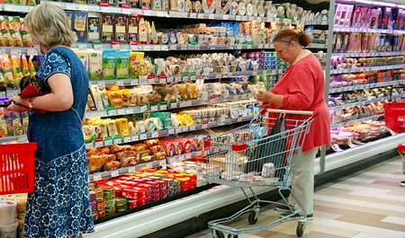 Крупный продуктовый магазин с высокой посещаемостью 2