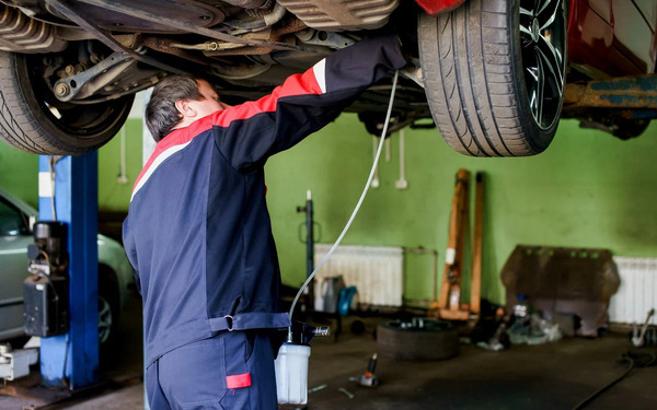 Укомплектованный автосервис в отдельностоящем здании