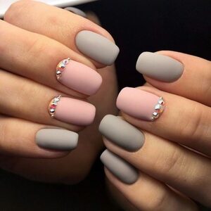 Известная сеть из 3-х маникюрных студий высокого уровня 0
