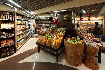 Продается продуктовый минимаркет с ЧП 300 000 2