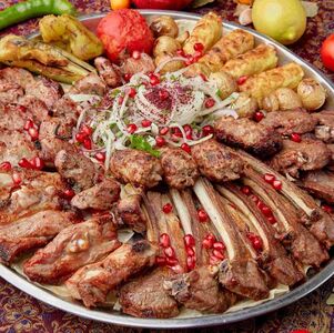 Кафе кавказкой и грузинской кухни  1